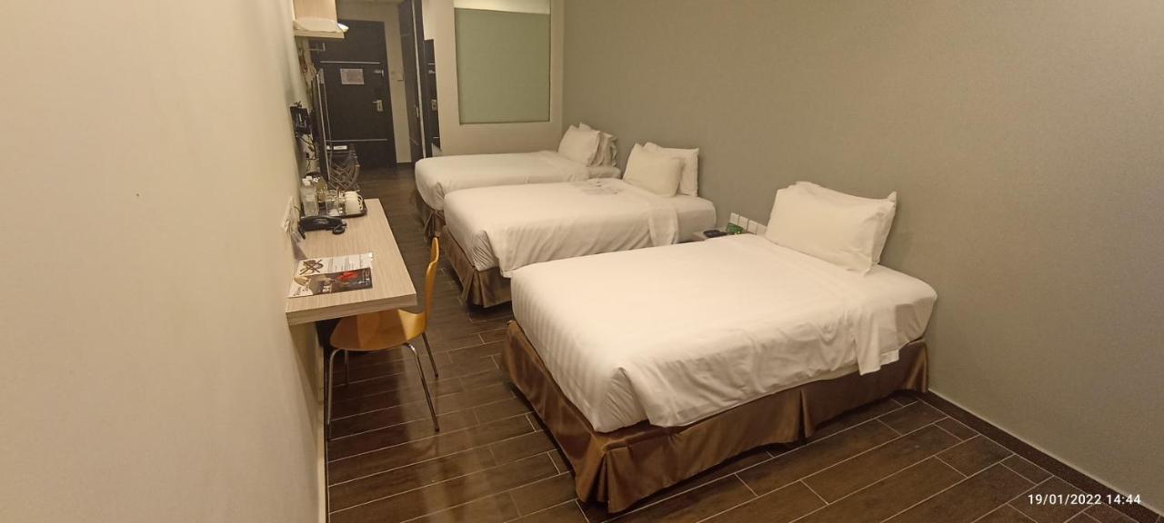 The Klagan Hotel Kota Kinabalu Eksteriør billede