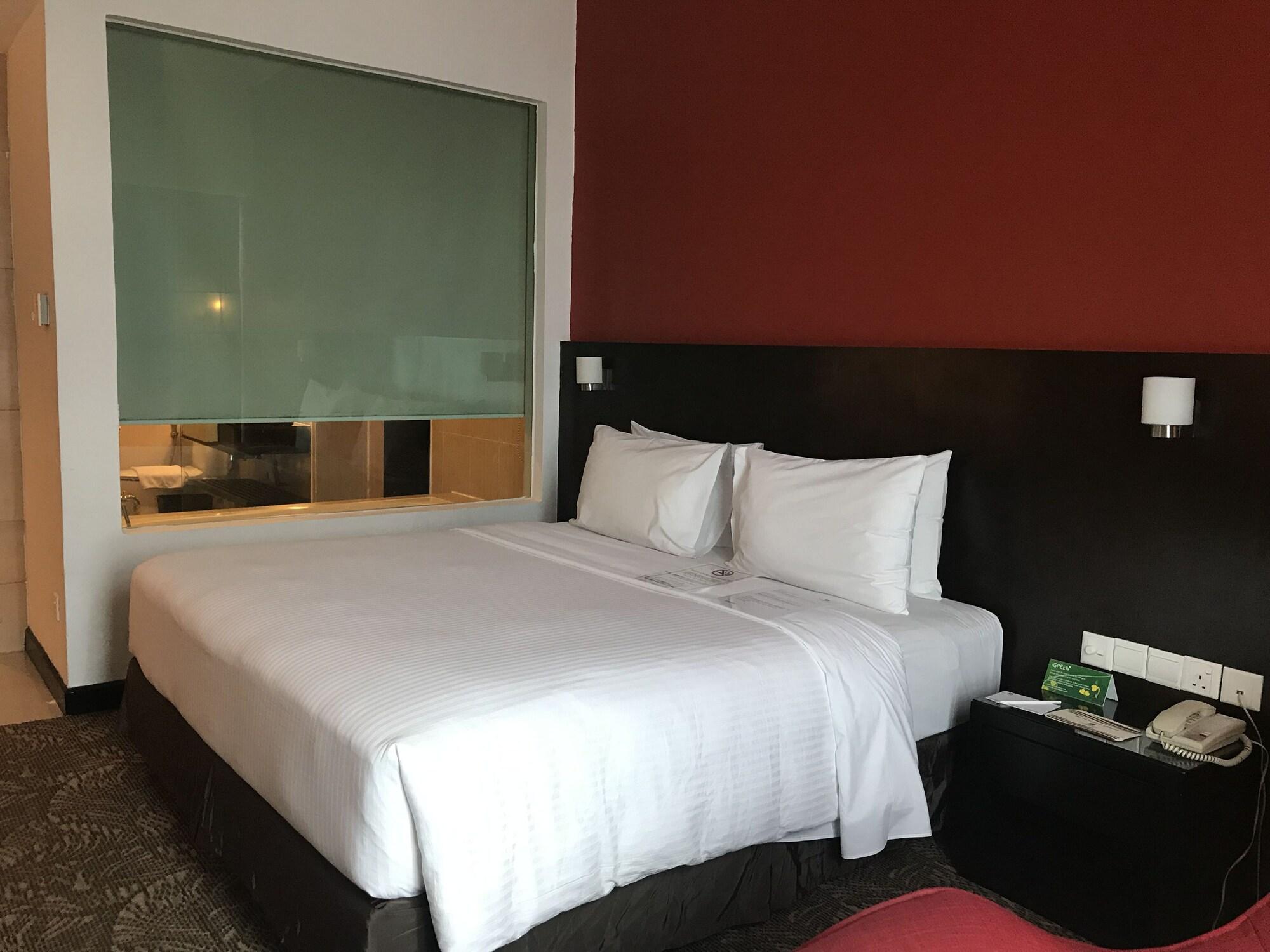 The Klagan Hotel Kota Kinabalu Eksteriør billede